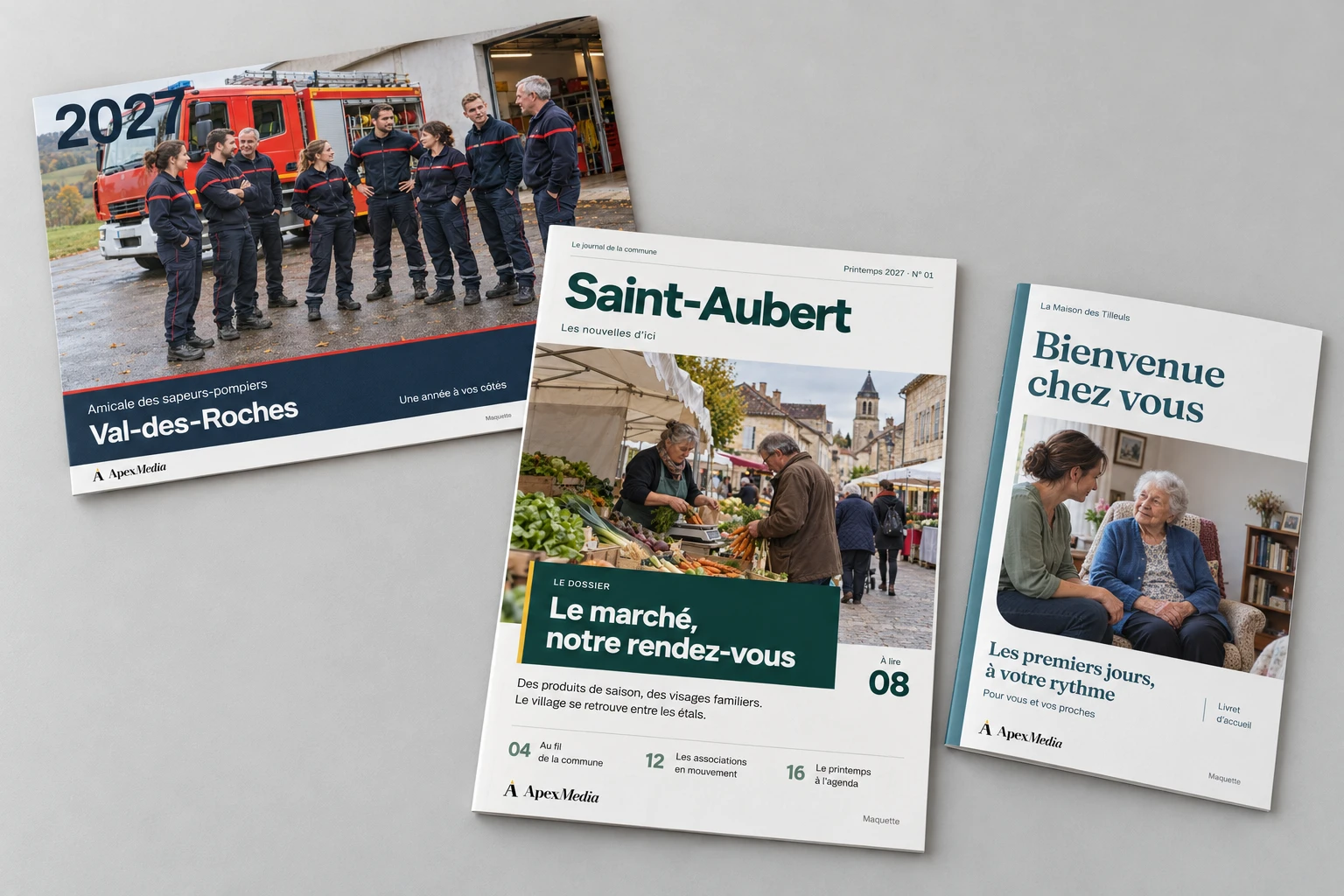 Calendrier pompiers, bulletin municipal et livret d’accueil présentés sur papier